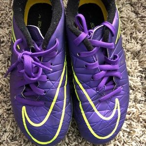 Nike kids soccer cleats